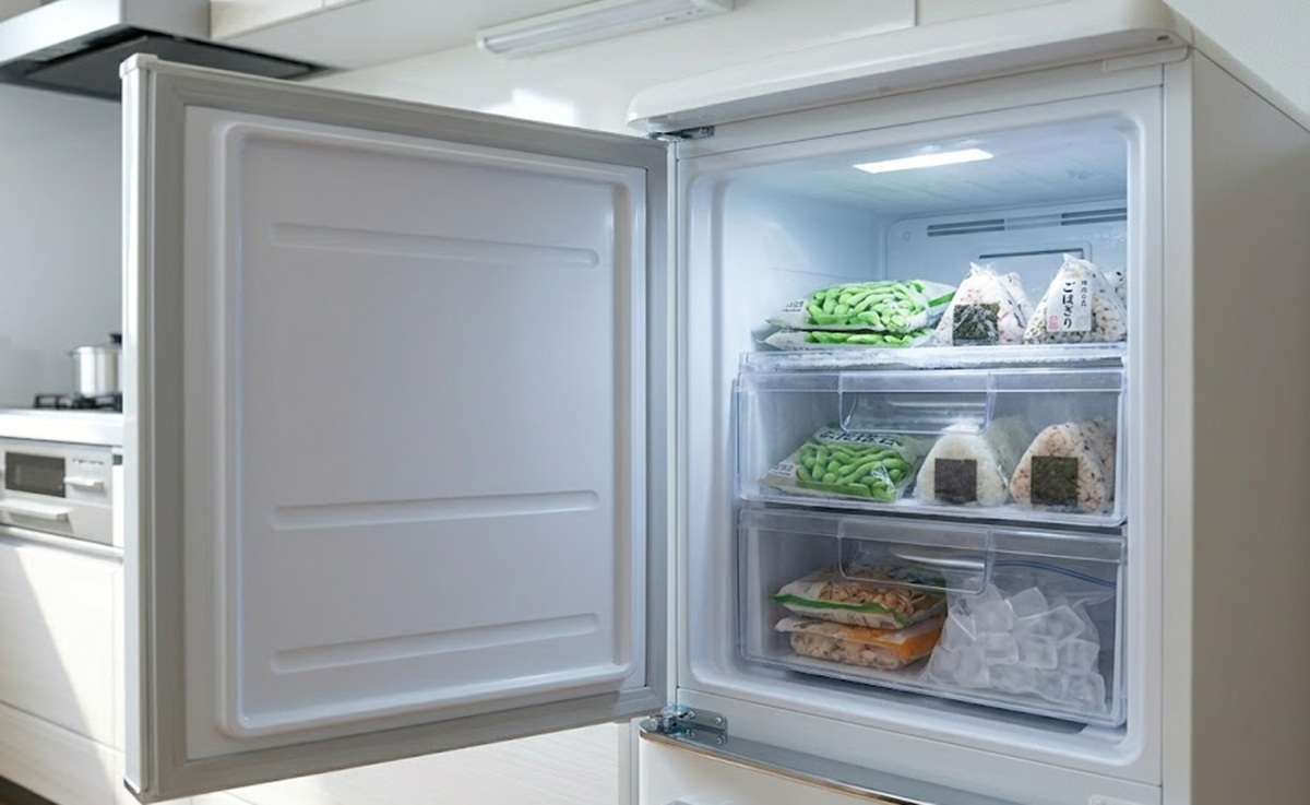 グランドライン冷蔵庫の霜取りは自動か手動なのか